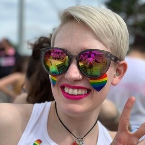 Meet your Posher, Haley